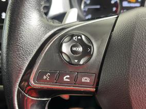 Photo '23' of Mitsubishi Outlander
