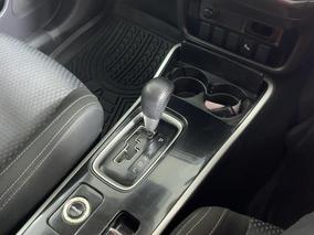 Photo '25' of Mitsubishi Outlander