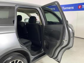 Photo '19' of Mitsubishi Outlander