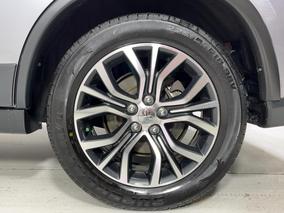 Photo '11' of Mitsubishi Outlander