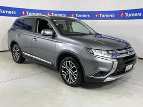 Photo '1' of Mitsubishi Outlander