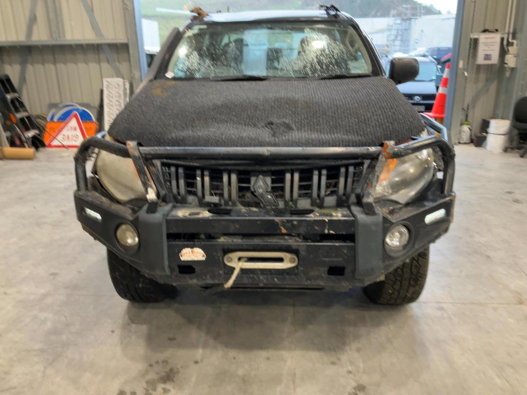 Photo '2' of Mitsubishi Triton Dcab C GLX