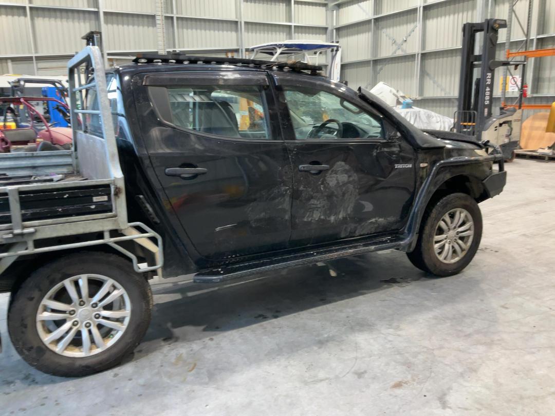 Photo '8' of Mitsubishi Triton Dcab C GLX