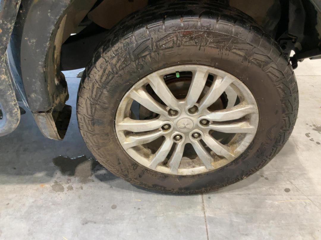 Photo '10' of Mitsubishi Triton Dcab C GLX