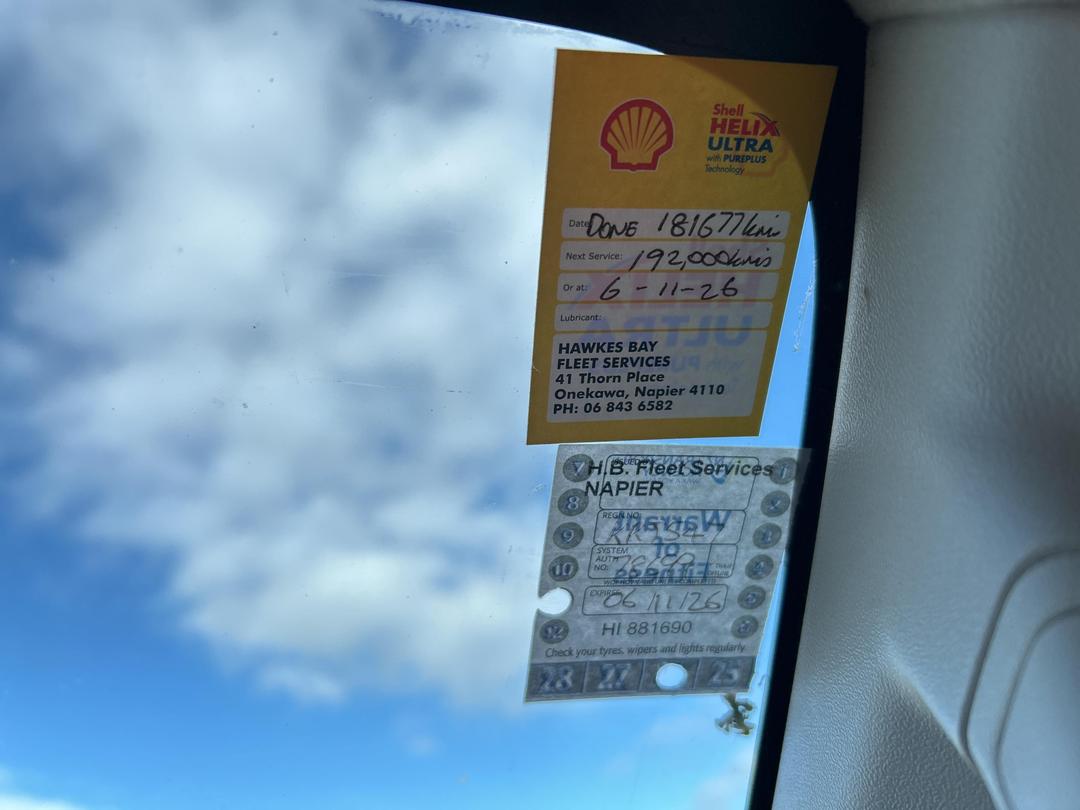 Photo '19' of Mitsubishi Triton DC Glxr 6M