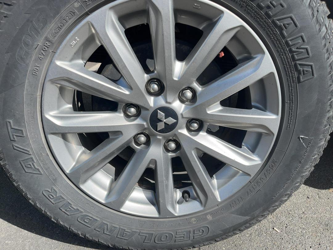 Photo '8' of Mitsubishi Triton D/CAB Glxr