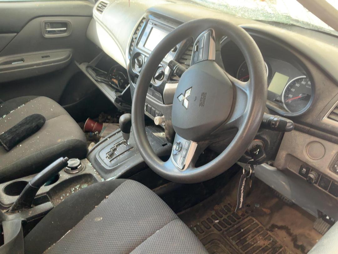 Photo '17' of Mitsubishi Triton D/CAB GLX Photo '17' of Mitsubishi Triton D/CAB GLX