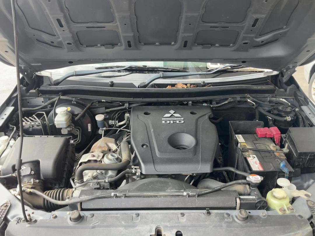Photo '15' of Mitsubishi Triton D/CAB Glxr Photo '15' of Mitsubishi Triton D/CAB Glxr