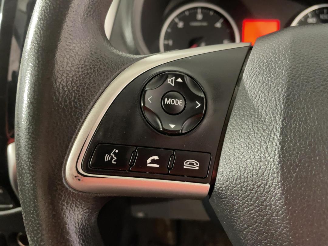 Photo '27' of Mitsubishi Triton