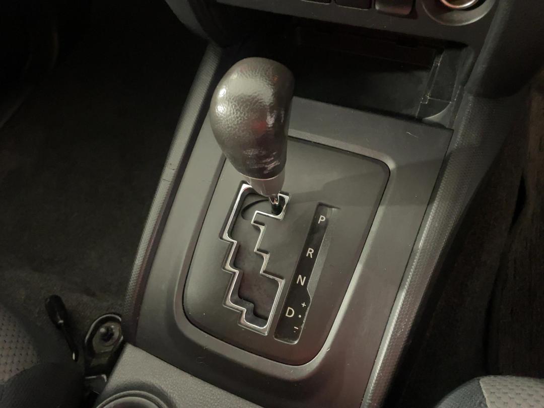 Photo '32' of Mitsubishi Triton