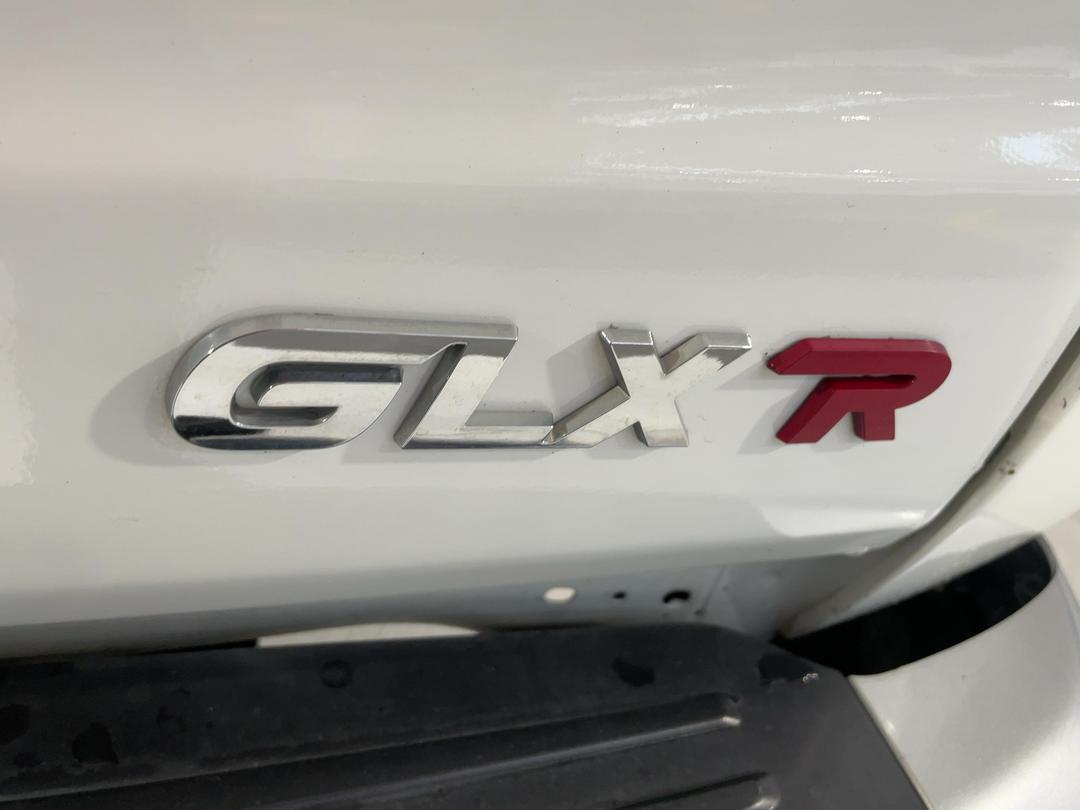 Photo '38' of Mitsubishi Triton