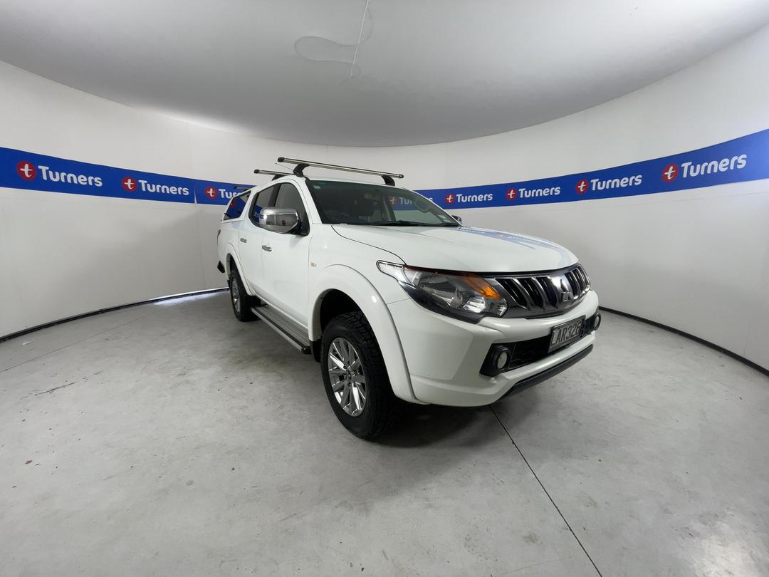 Photo '1' of Mitsubishi Triton