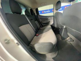 Photo '20' of Mitsubishi Triton