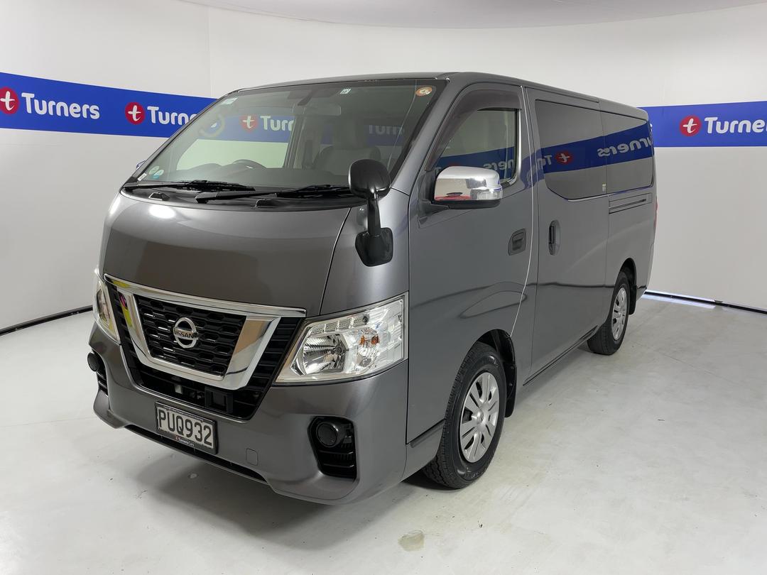 Photo '4' of Nissan Caravan