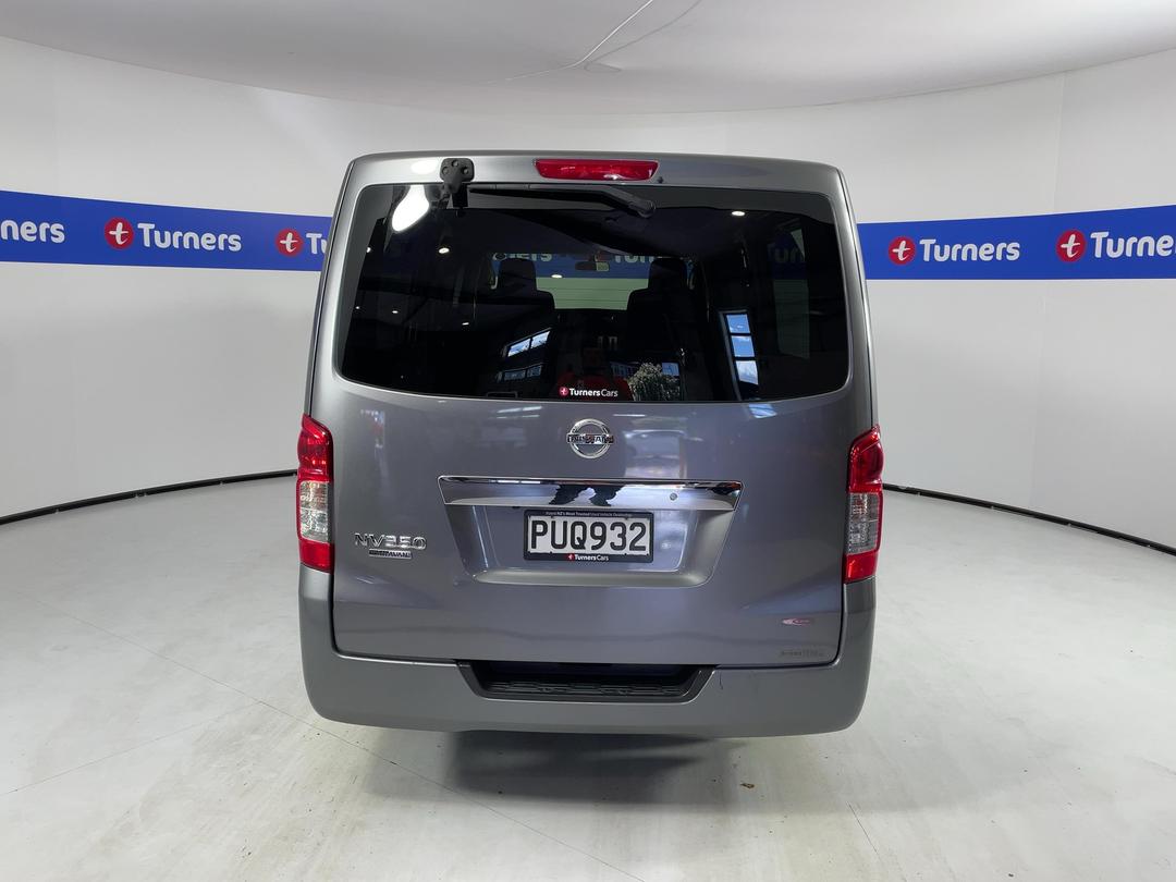 Photo '6' of Nissan Caravan