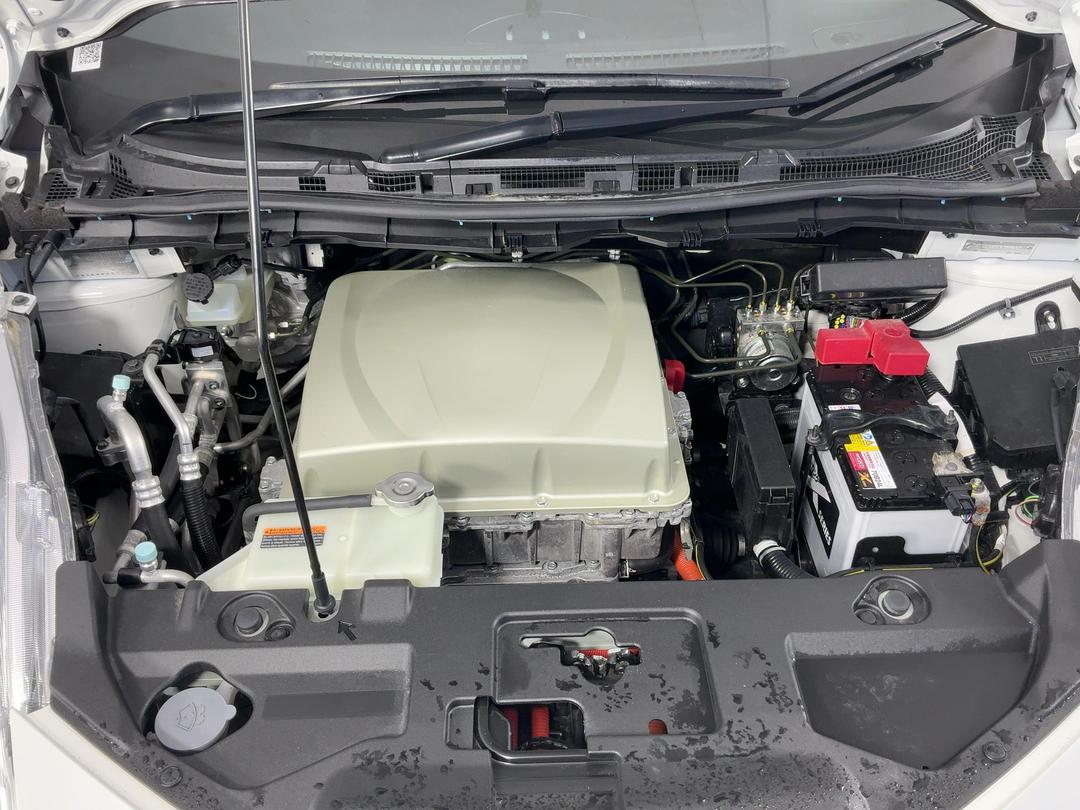 Photo '13' of Nissan Leaf