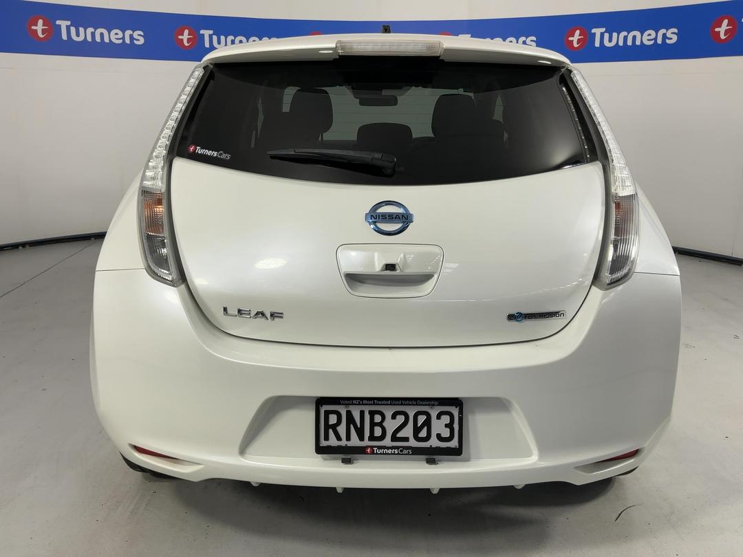 Photo '6' of Nissan Leaf