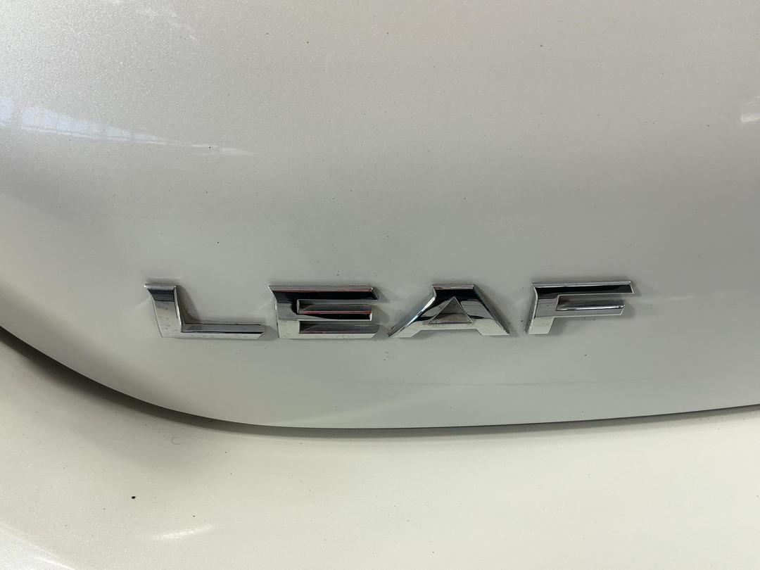 Photo '30' of Nissan Leaf