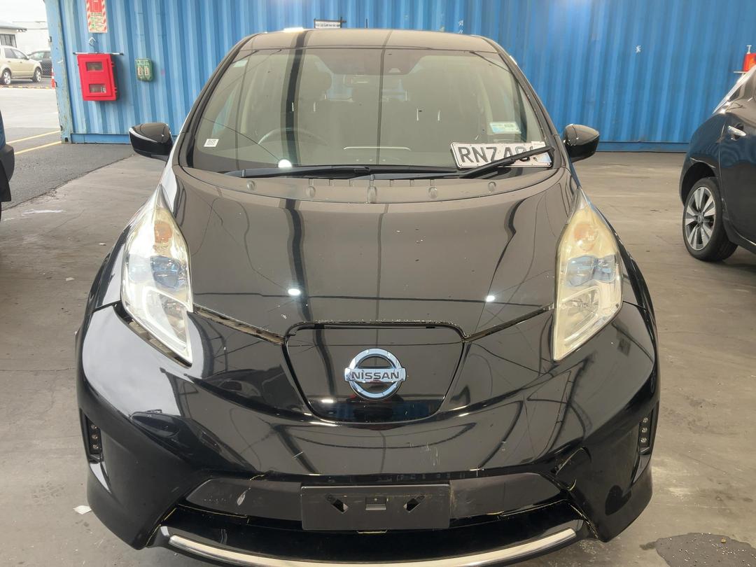 Photo '2' of Nissan Leaf Photo '2' of Nissan Leaf