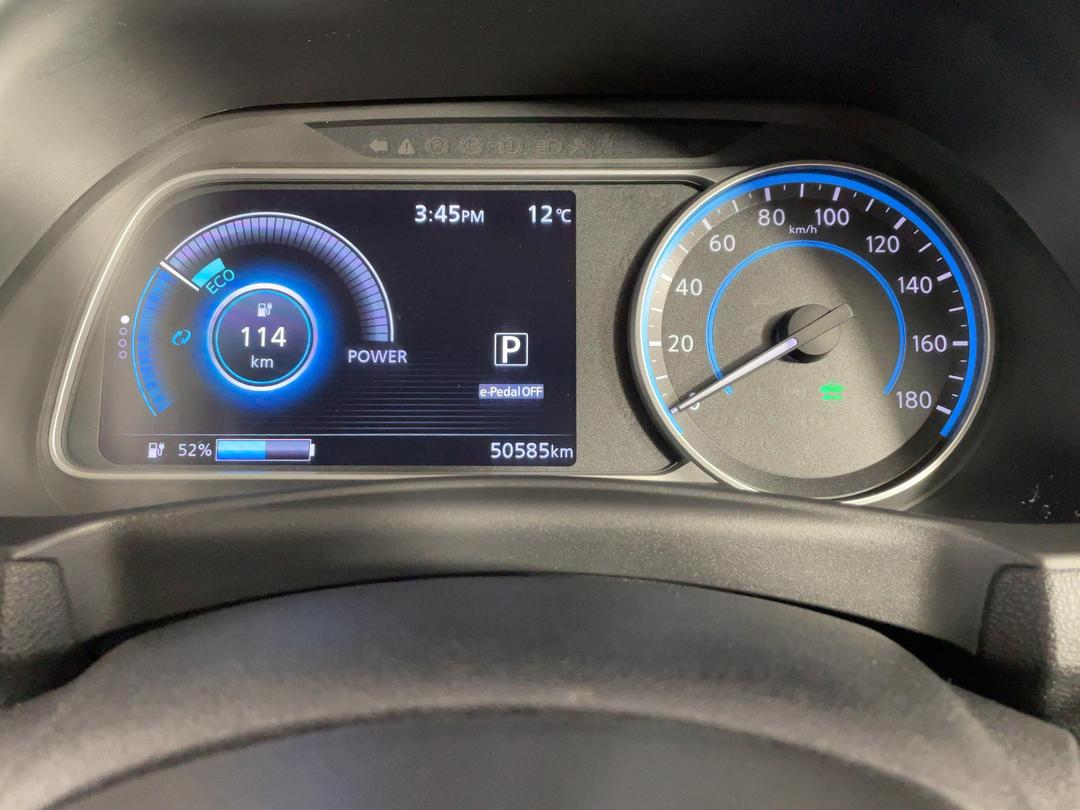 Photo '21' of Nissan Leaf
