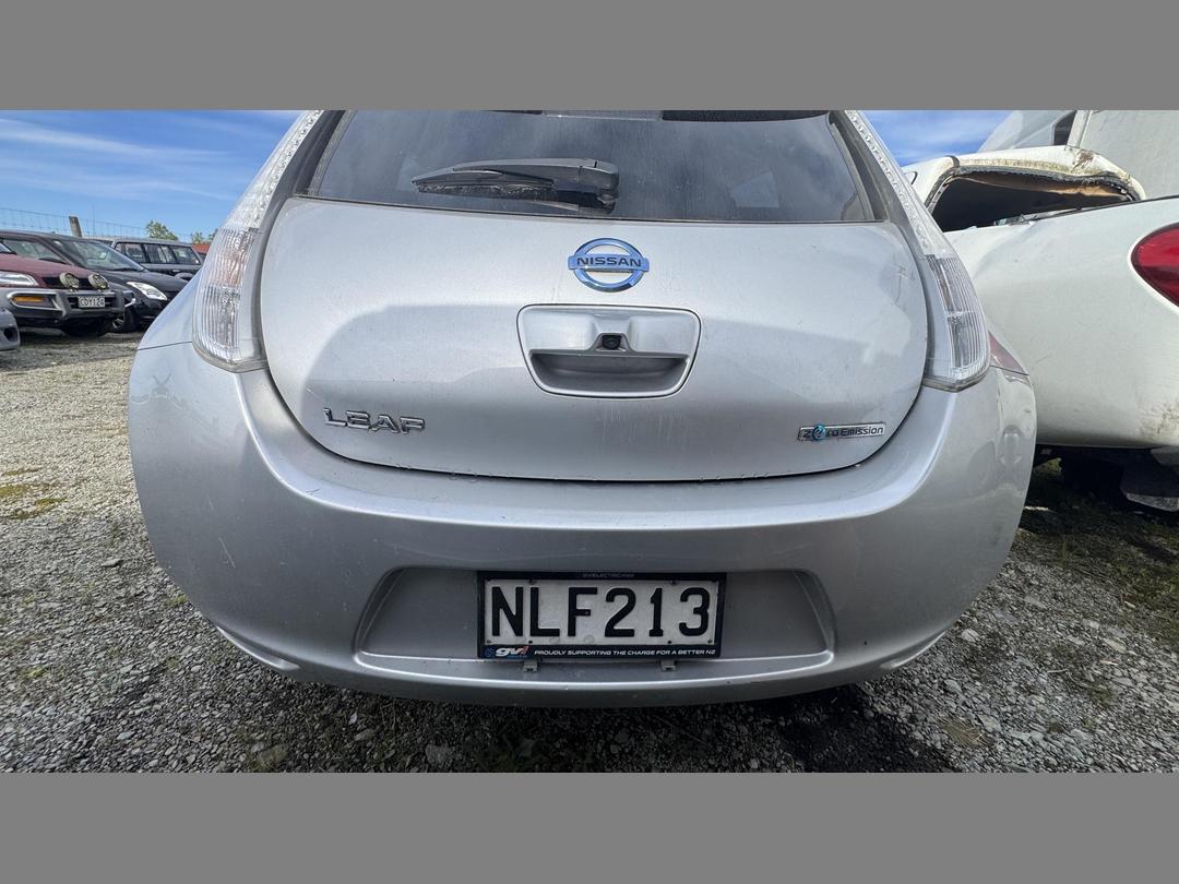 Photo '10' of Nissan Leaf