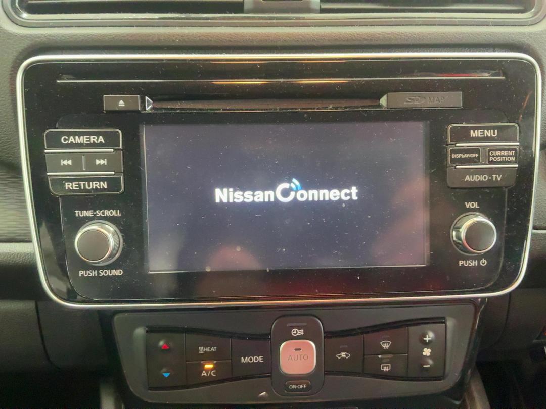 Photo '12' of Nissan Leaf Photo '12' of Nissan Leaf
