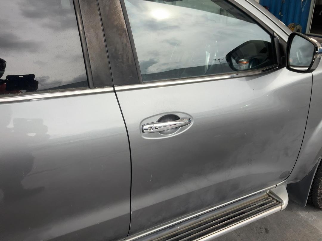 Photo '15' of Nissan Navara ST-X Photo '15' of Nissan Navara ST-X