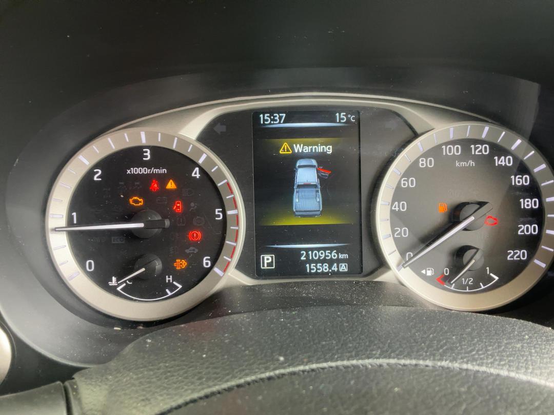 Photo '20' of Nissan Navara ST-X Photo '20' of Nissan Navara ST-X