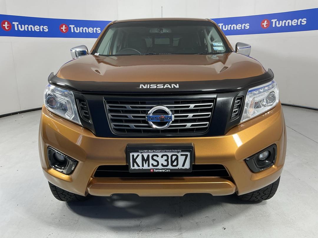 Photo '2' of Nissan Navara