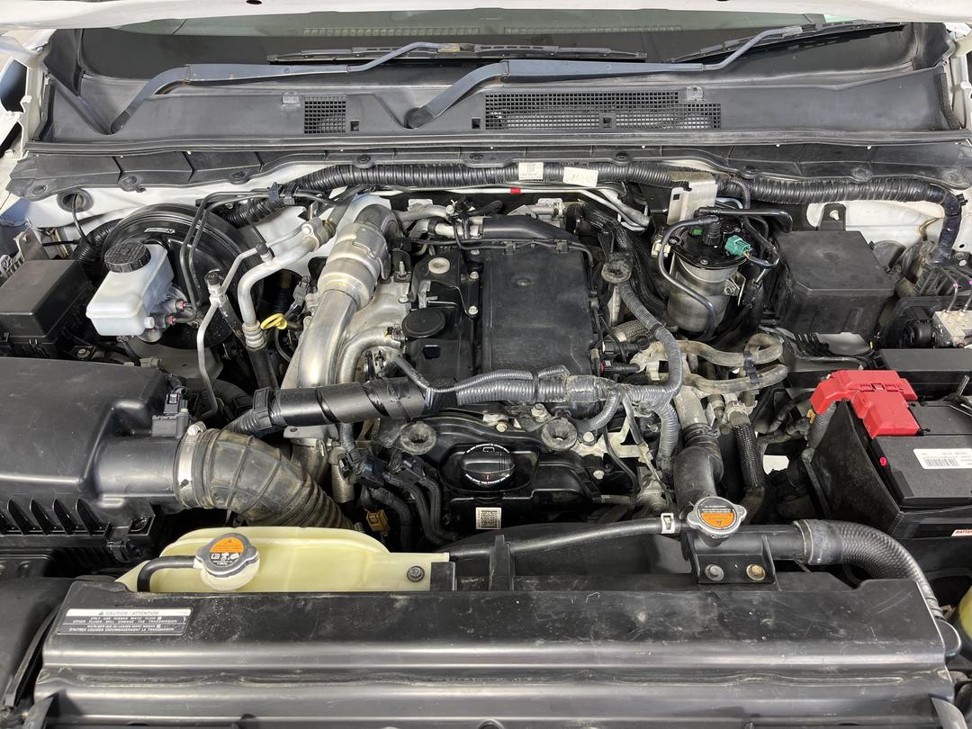 Photo '13' of Nissan Navara