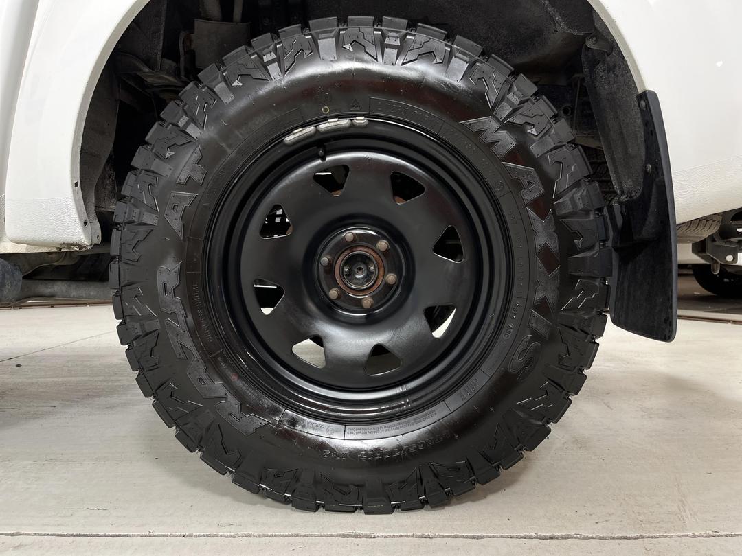 Photo '11' of Nissan Navara