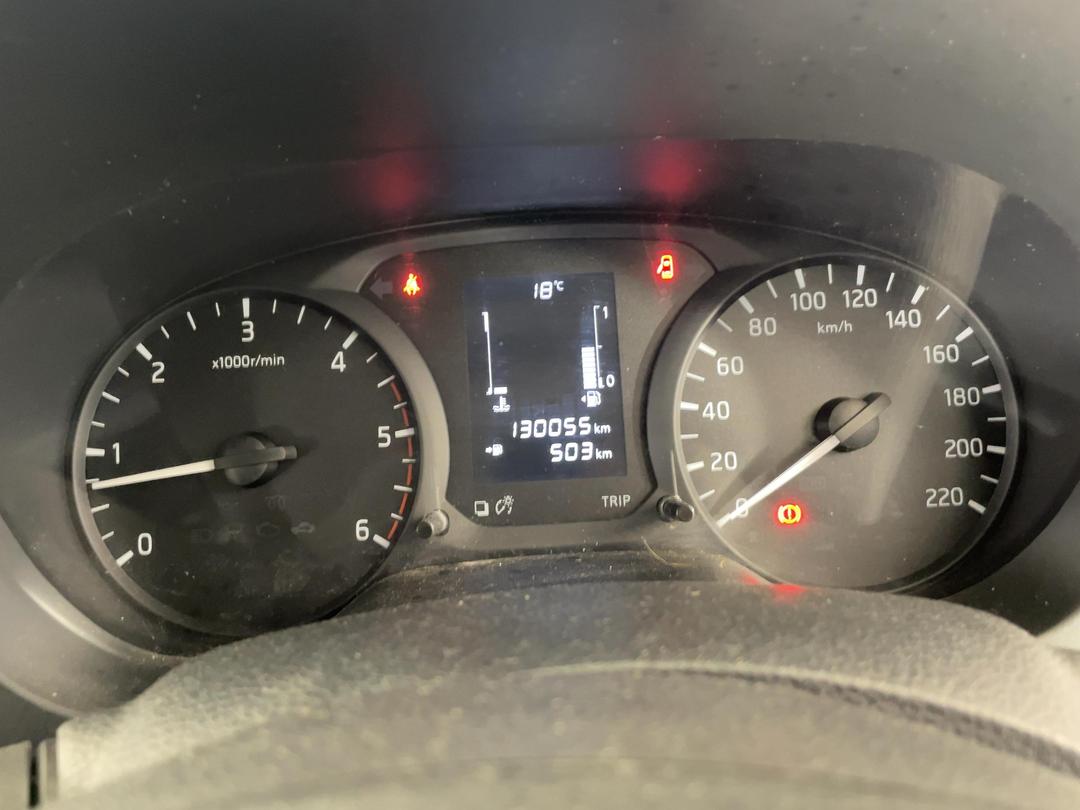 Photo '19' of Nissan Navara RX Photo '19' of Nissan Navara RX