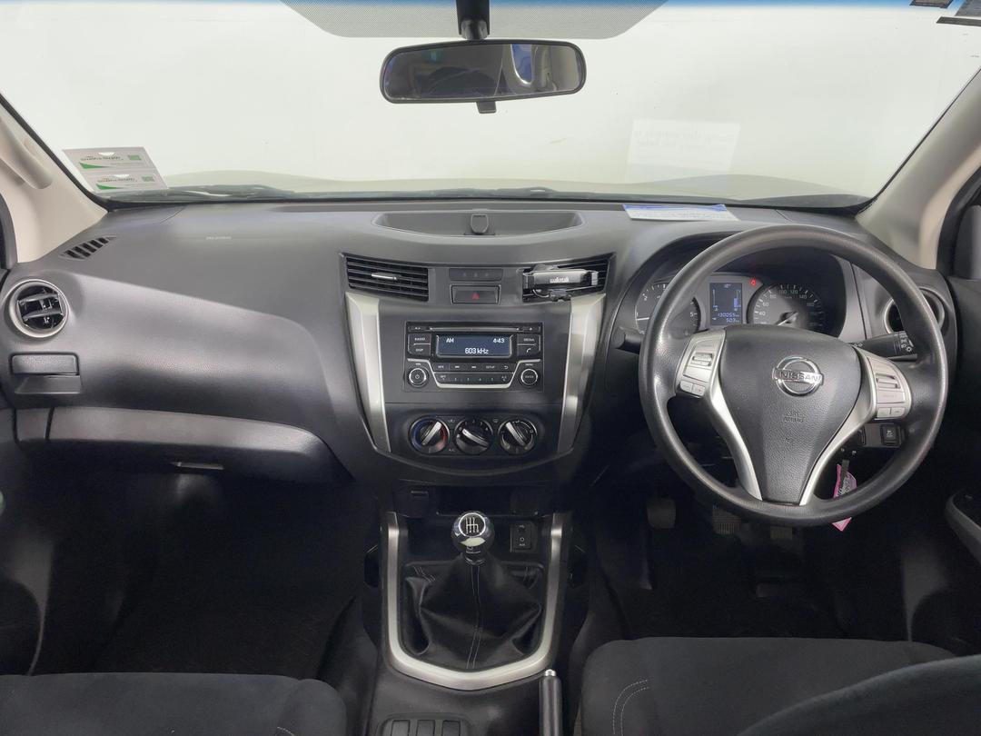 Photo '15' of Nissan Navara RX Photo '15' of Nissan Navara RX