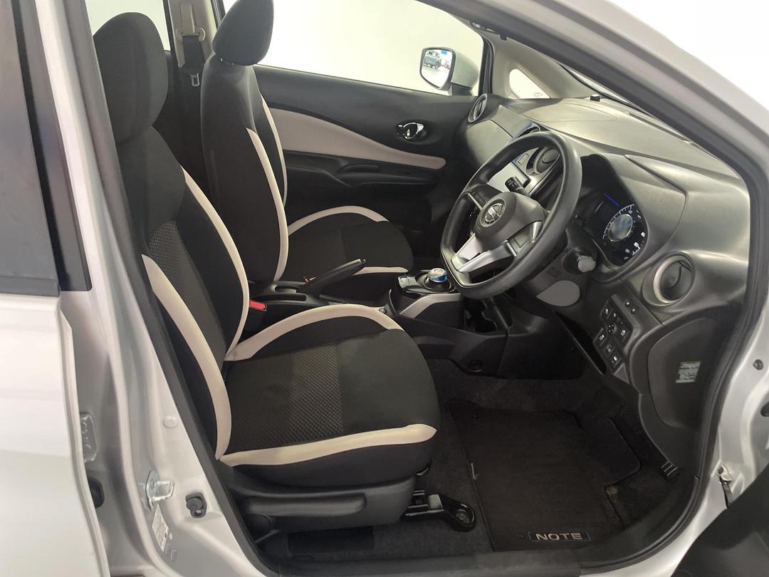 Photo '16' of Nissan Note