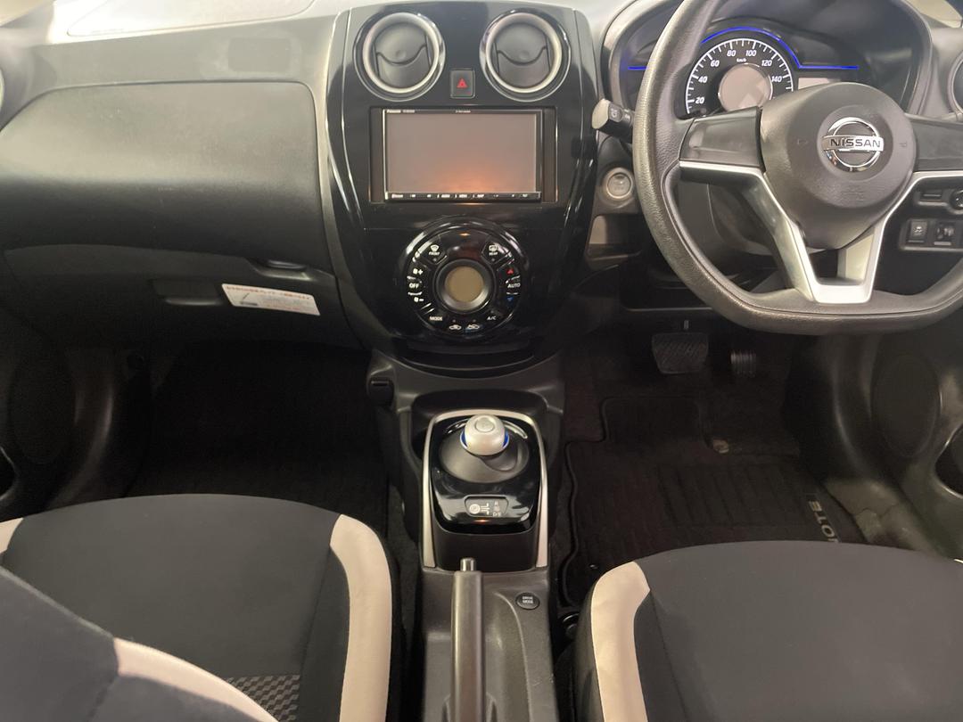 Photo '18' of Nissan Note