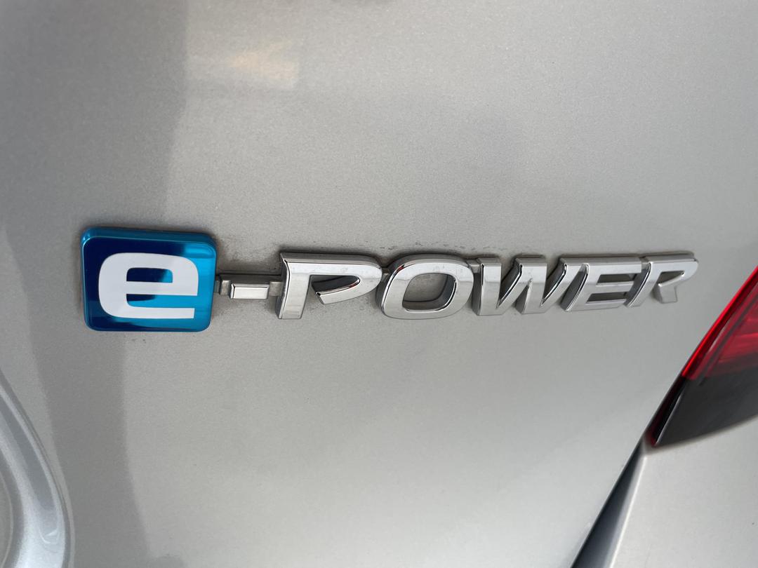 Photo '34' of Nissan Note