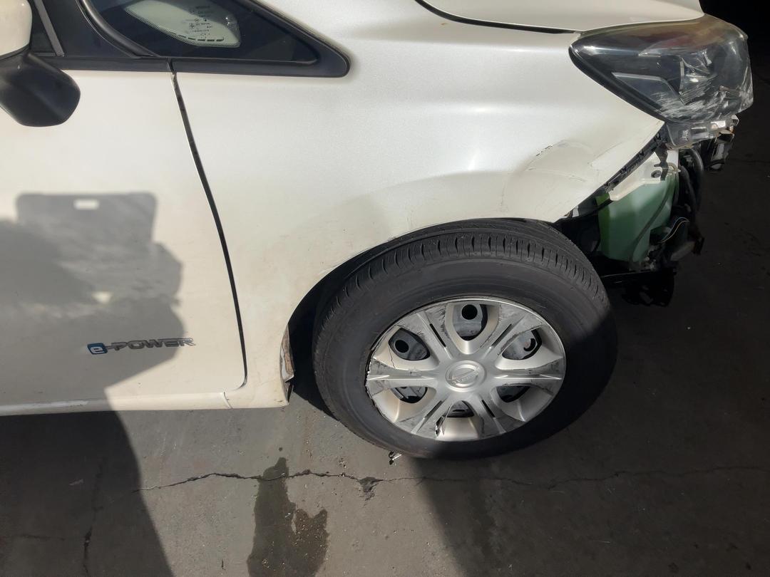 Photo '18' of Nissan Note Hybrid