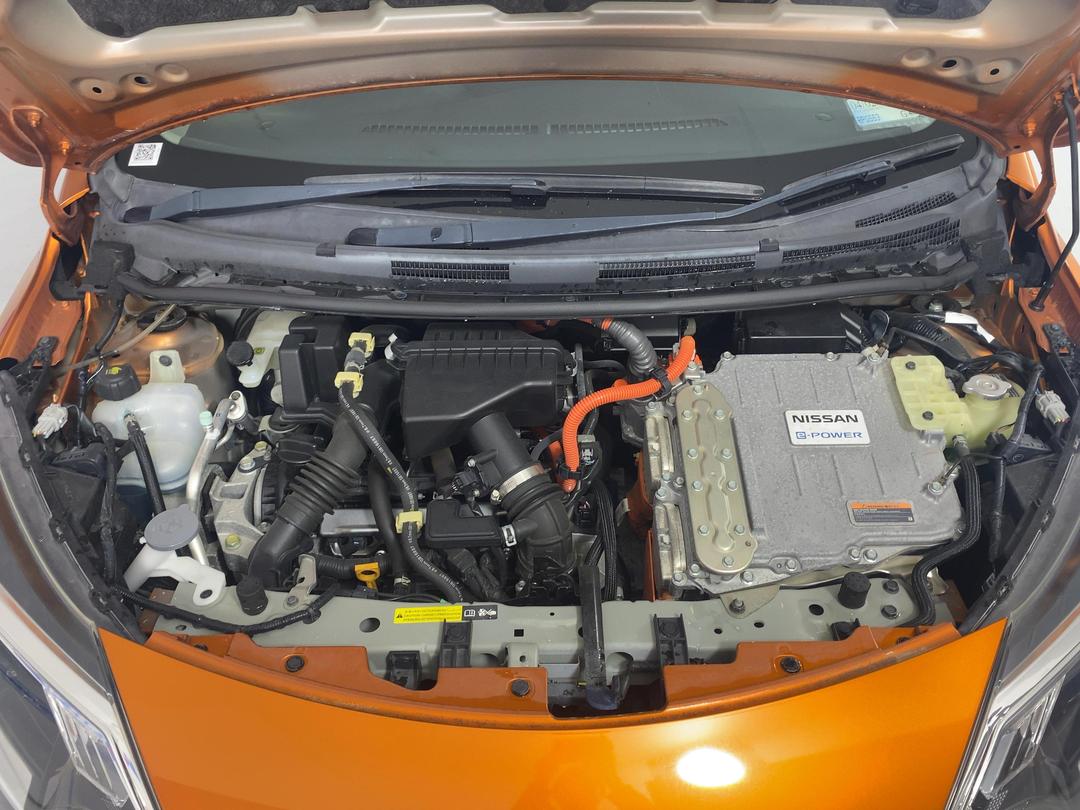 Photo '13' of Nissan Note