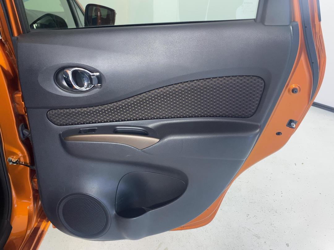 Photo '19' of Nissan Note