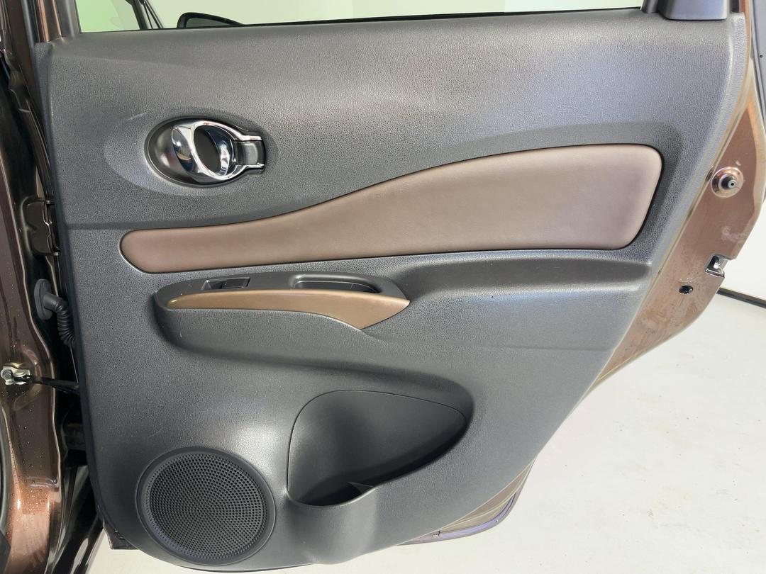 Photo '19' of Nissan Note