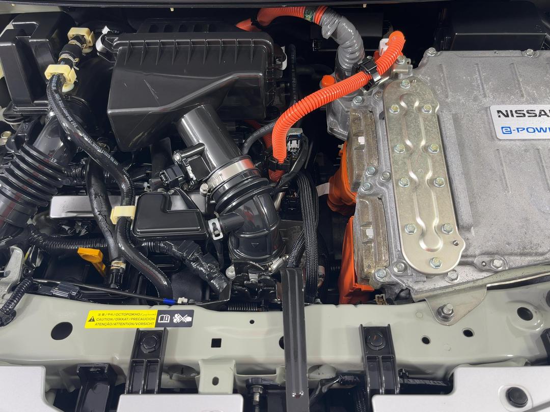 Photo '13' of Nissan Note