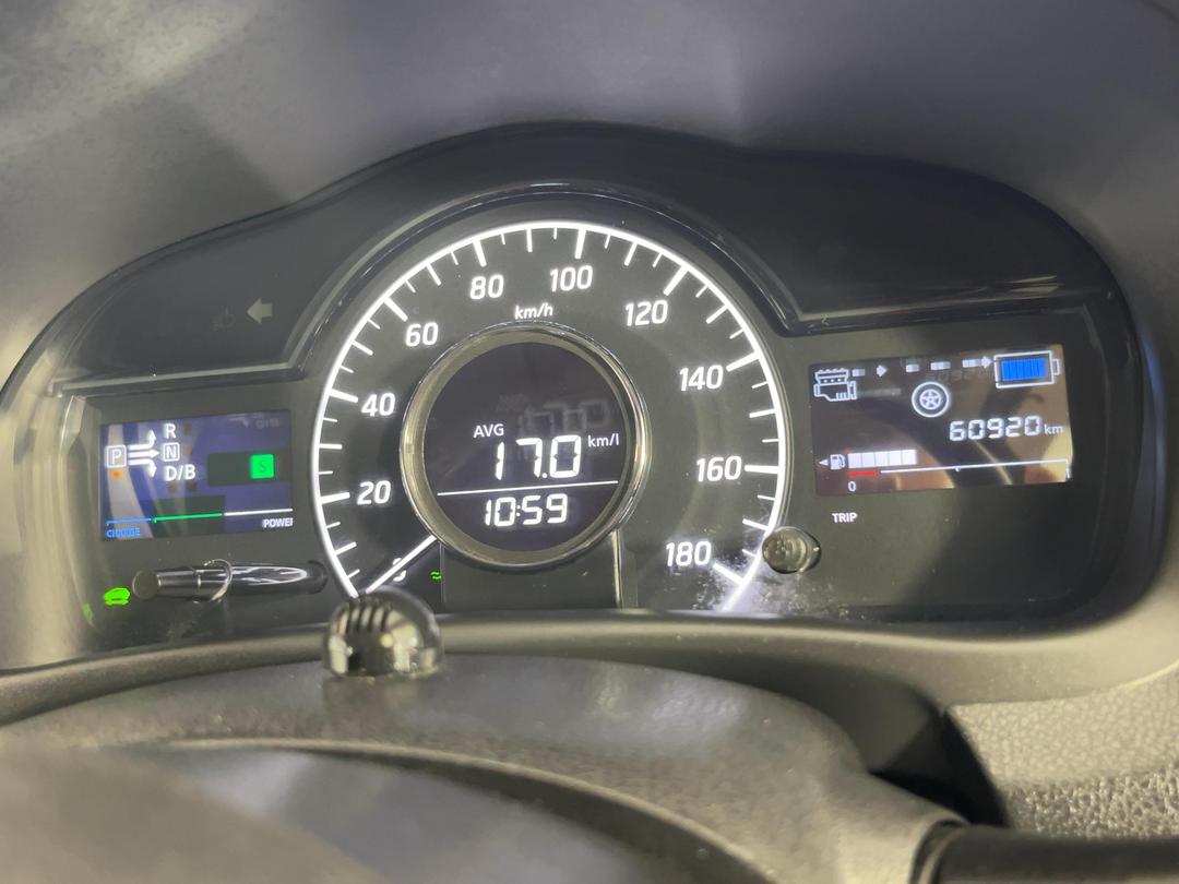 Photo '21' of Nissan Note