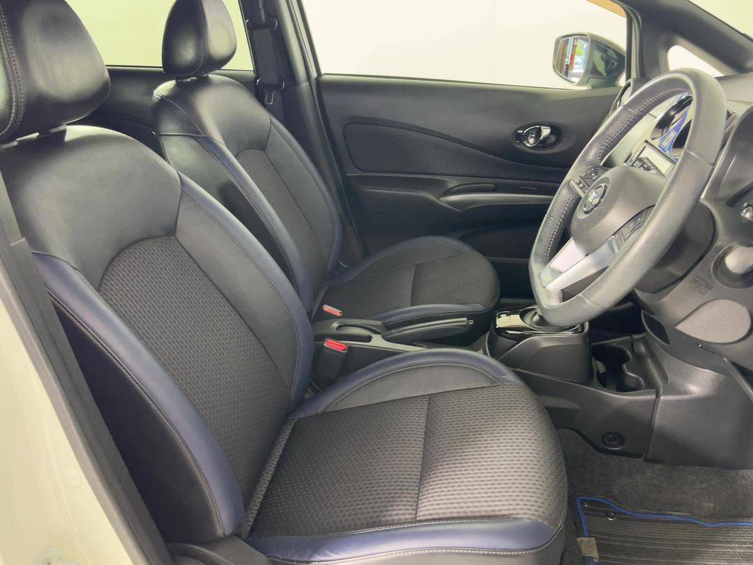Photo '16' of Nissan Note
