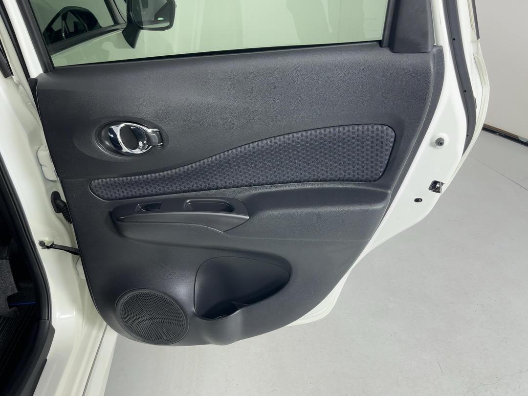 Photo '19' of Nissan Note