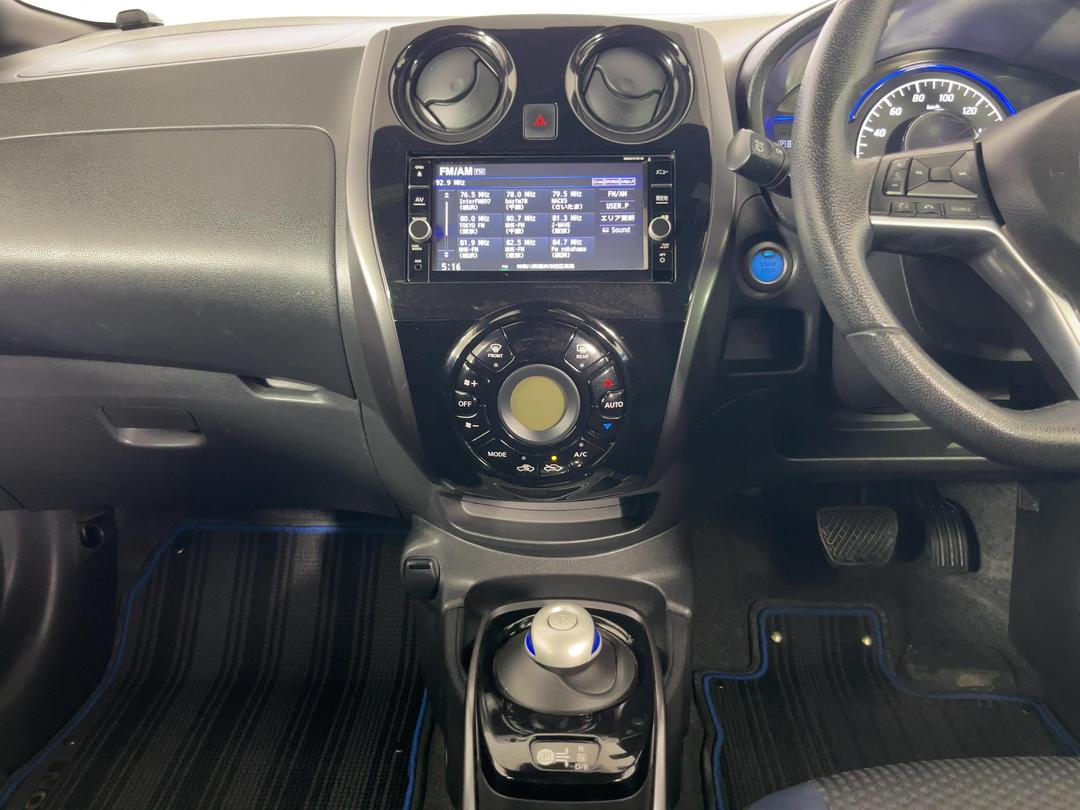 Photo '18' of Nissan Note
