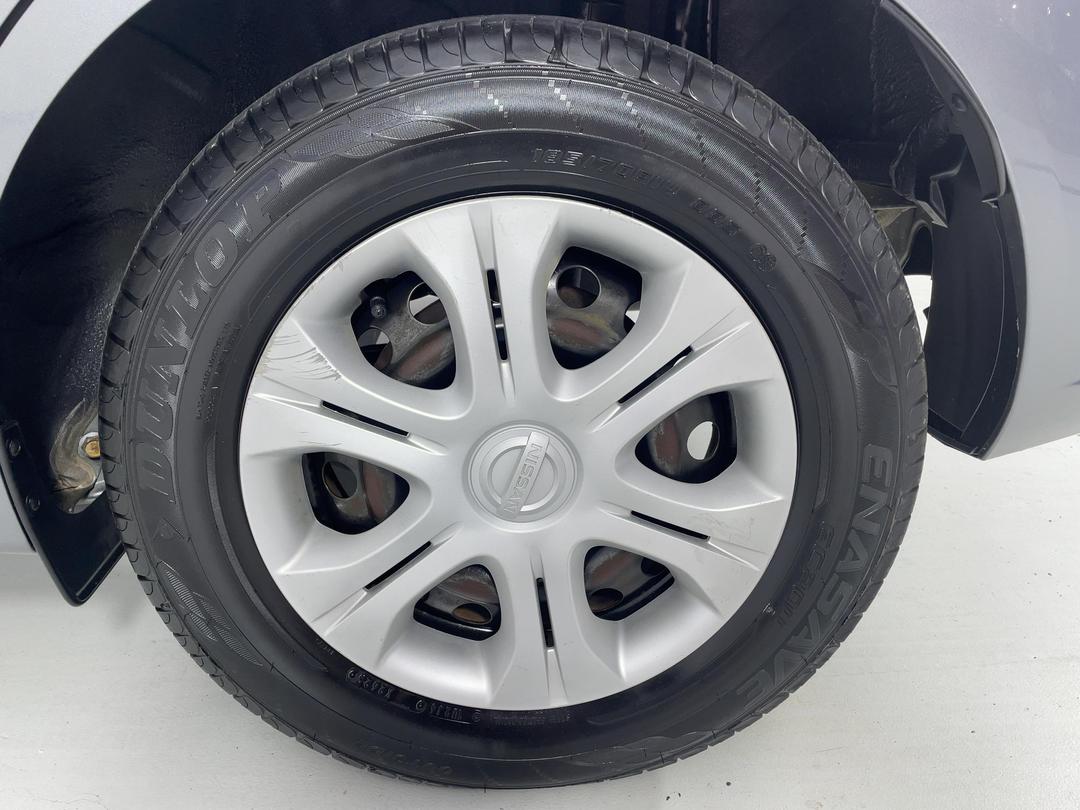 Photo '11' of Nissan Note