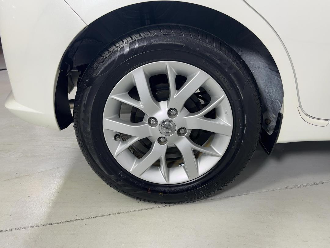 Photo '12' of Nissan Note