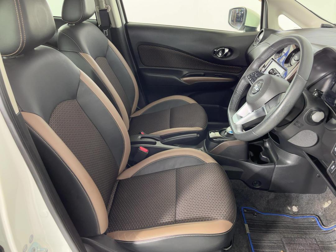 Photo '16' of Nissan Note