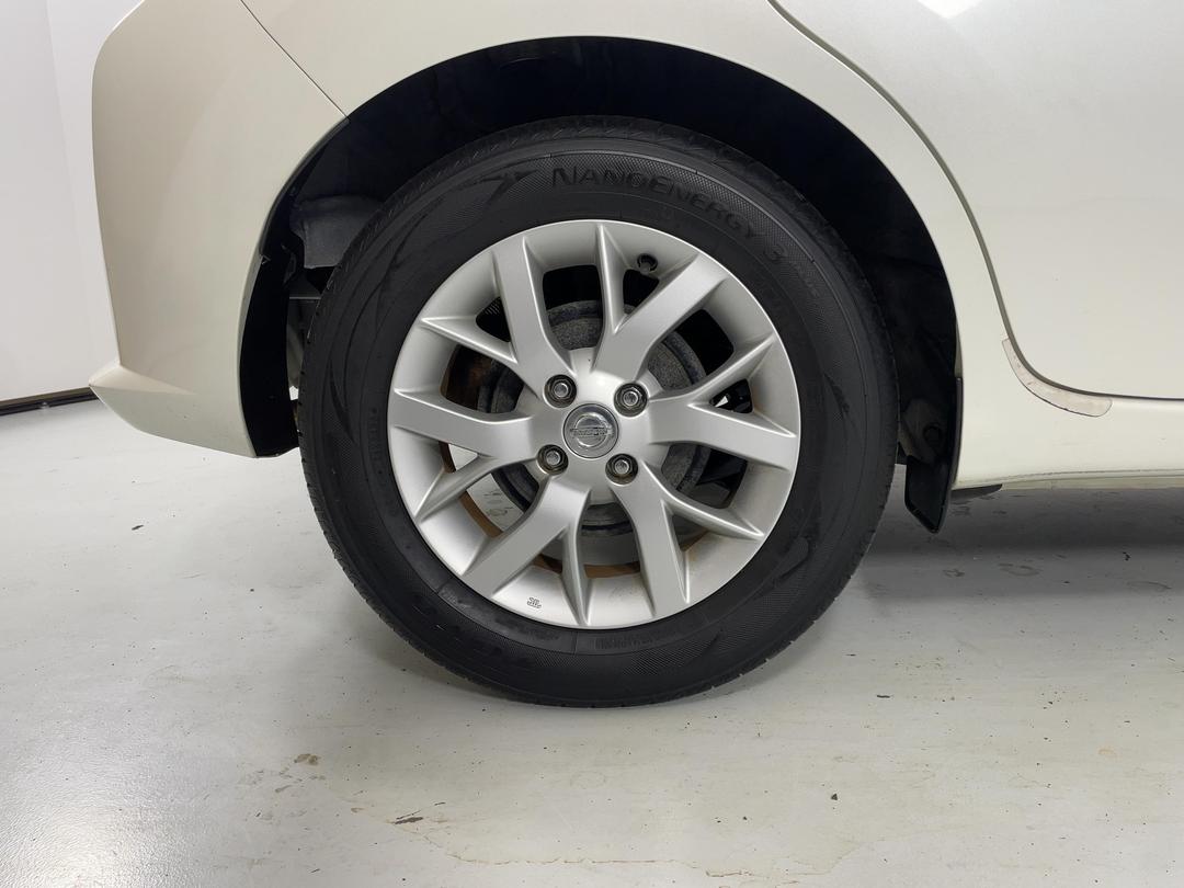 Photo '12' of Nissan Note
