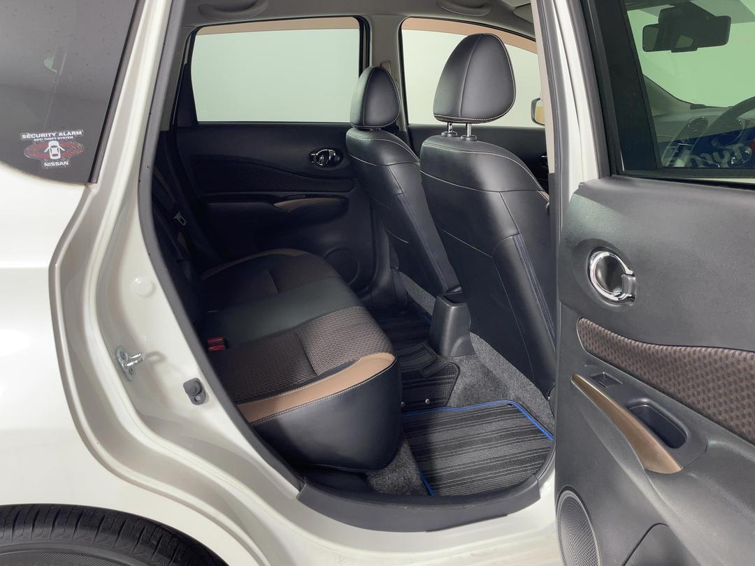 Photo '20' of Nissan Note